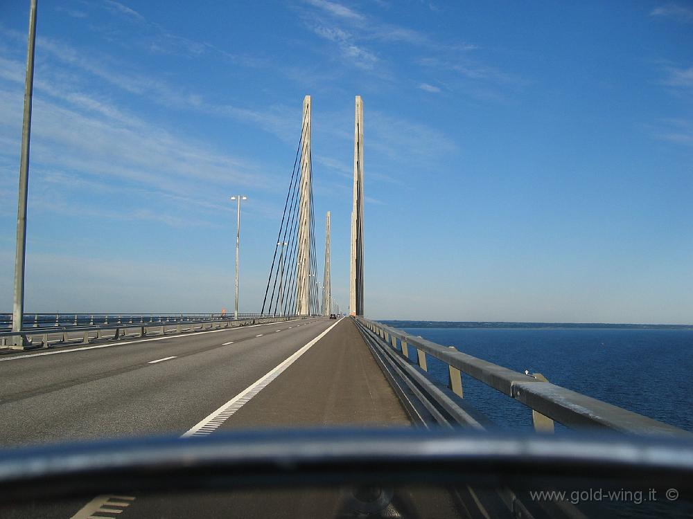 100_0052.JPG - Danimarca: il ponte sull’Oresund tra Copenaghen e la Svezia