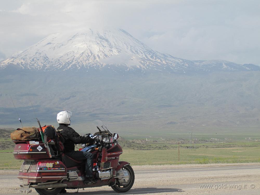 IMG_0301.JPG - Turchia: il monte Ararat (m 5.165)