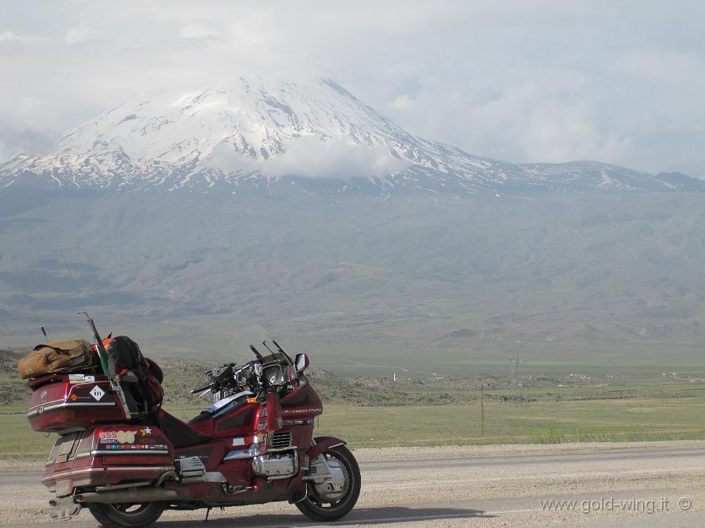 IMG_0303.JPG - Turchia: il monte Ararat (m 5.165)