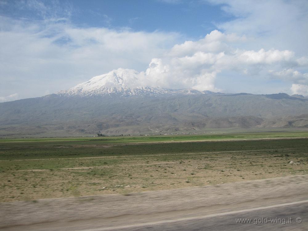IMG_0306.JPG - Turchia: il monte Ararat (m 5.165)