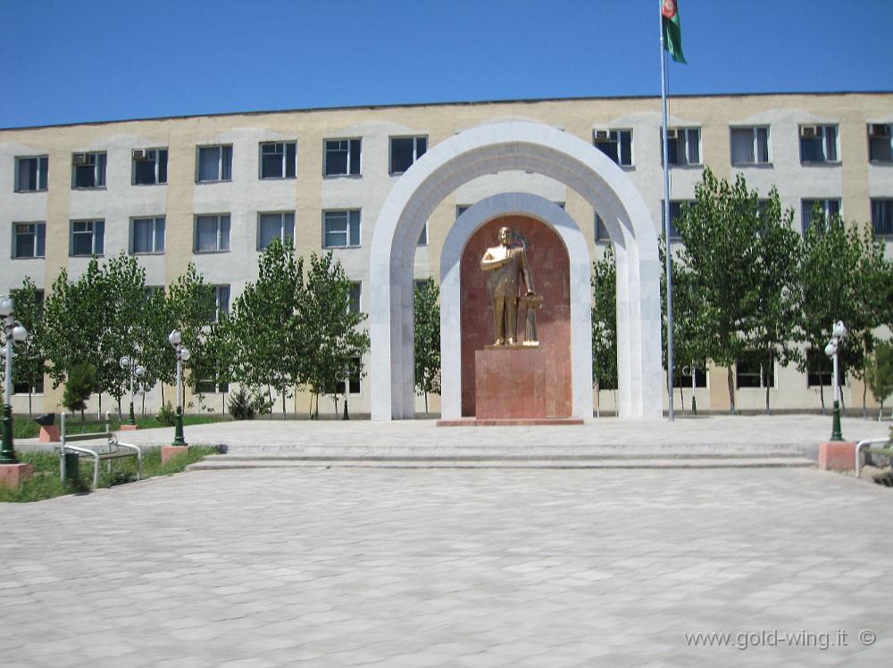 IMG_0659.JPG - Turkmenabad (Turkmenistan)