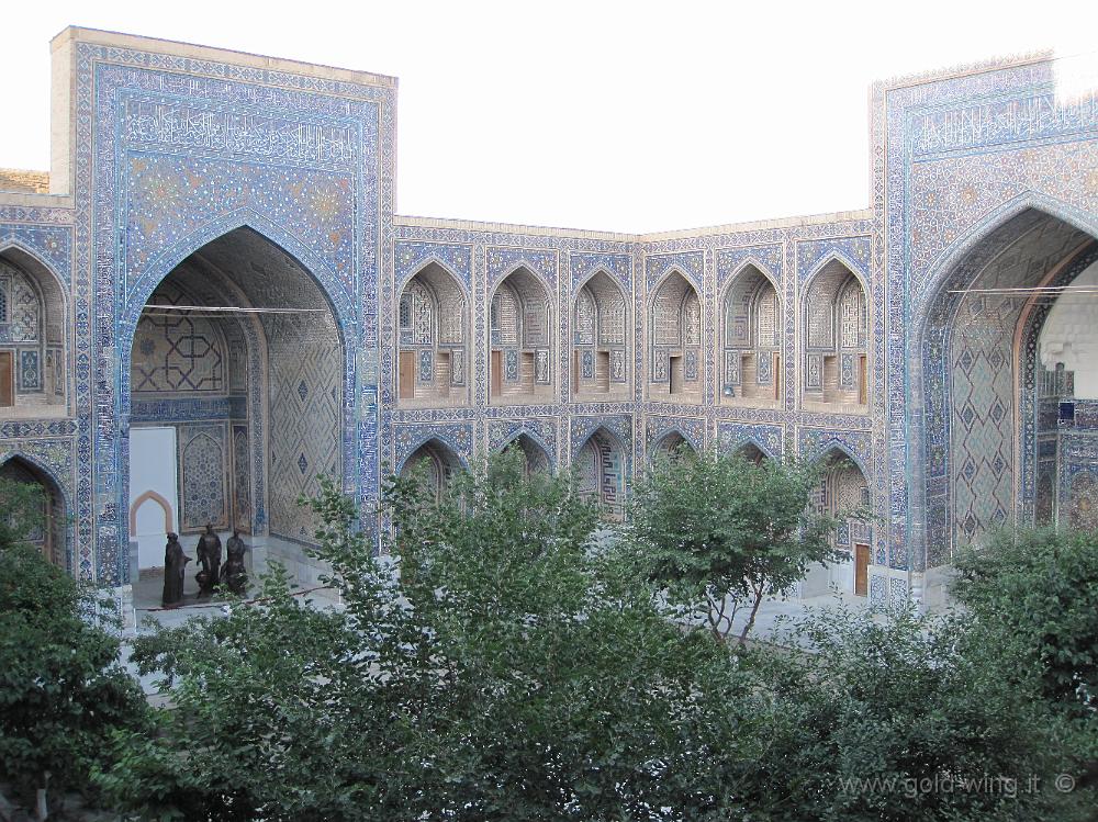 IMG_0872.JPG - Samarcanda (Uzbekistan): cortile interno della medressa di Ulugbek (1420)