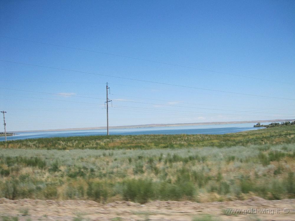IMG_1145.JPG - Kazakistan meridionale: lago