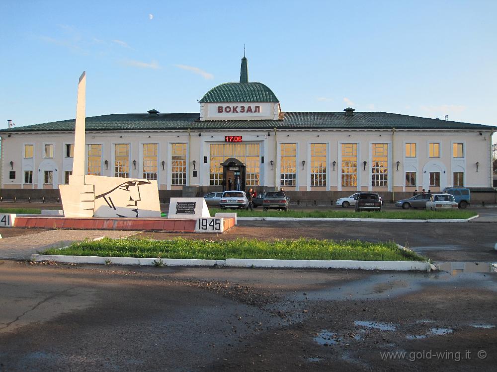 IMG_1467.JPG - Tajset (Siberia): la stazione della Transiberiana