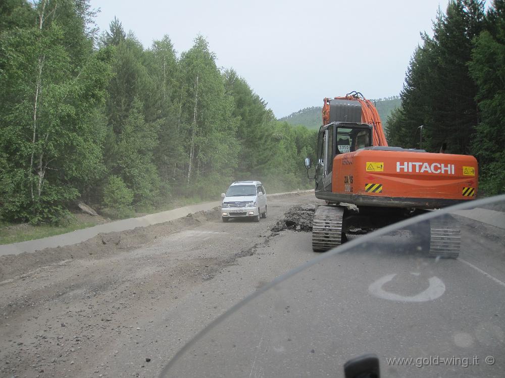 IMG_1579.JPG - Valle del Selenga (Siberia): qualche lavoro in corso