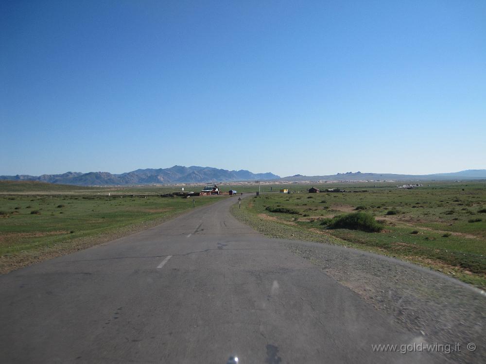 IMG_2084.JPG - Torno indietro verso le Mongol Els (Mongolia)