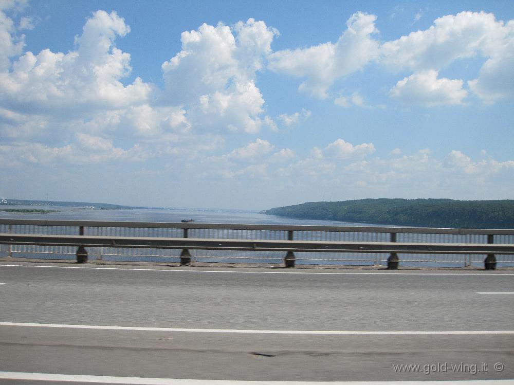 IMG_2687.JPG - Kazan (Russia, Rep. del Tatarstan): ponte sul Volga