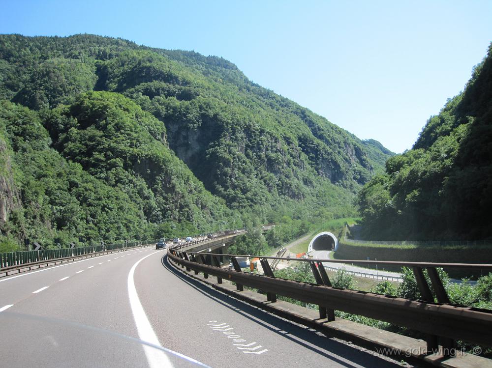 IMG_3025.JPG - Autostrada del Brennero presso Bolzano