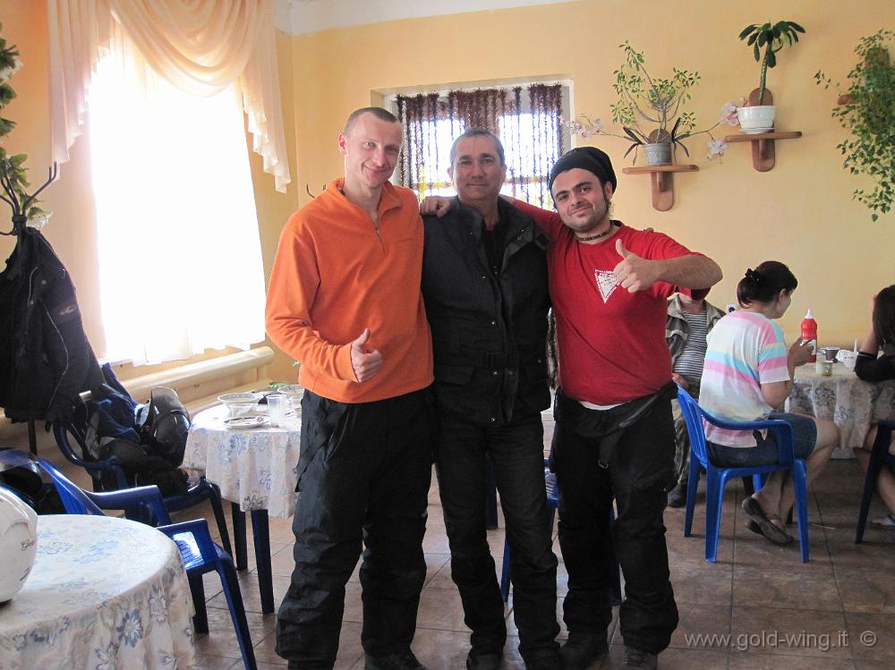 IMG_1364.JPG - Tra Marinsk e Achinsk (Siberia): Marek, io e Adriano
