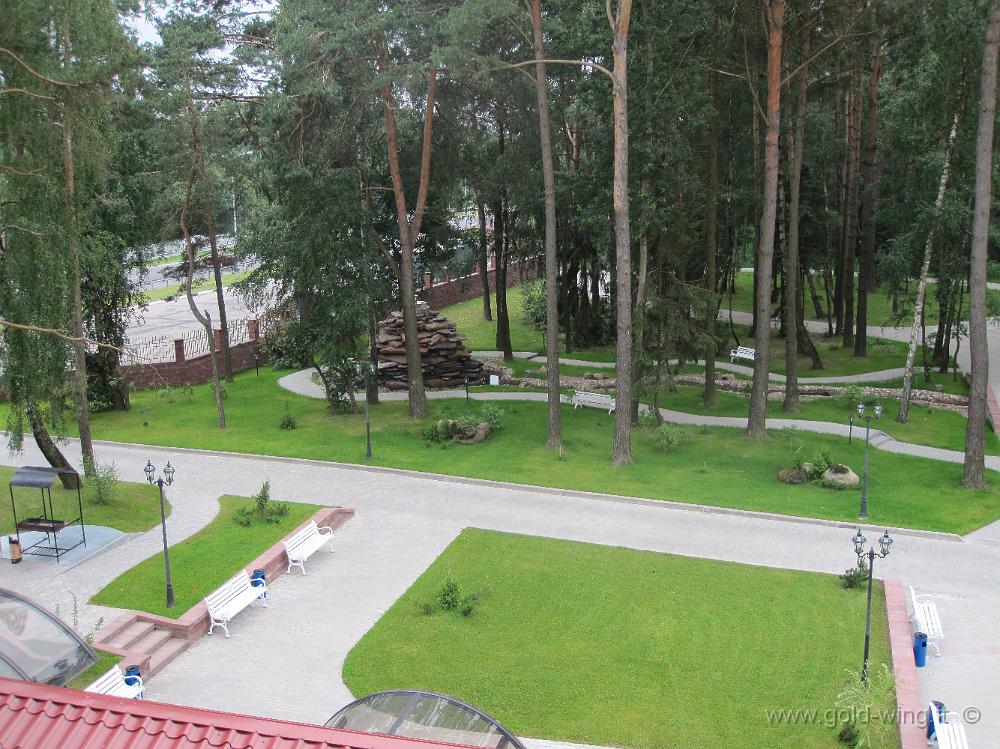IMG_2914.JPG - A sud-ovest di Minsk: l'albergo (Bielorussia)