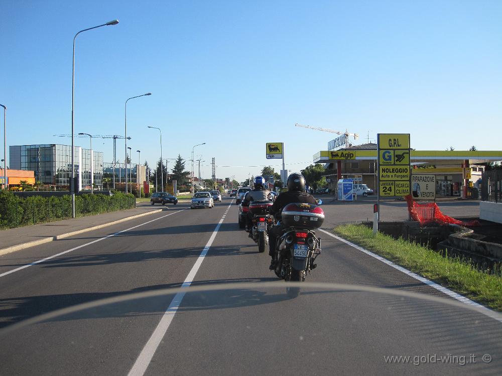 IMG_3036.JPG - Dalmine (BG): con gli amici del forum di Mototurismo