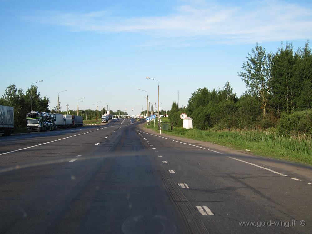 IMG_0215.JPG - Bielorussia - Casello autostradale