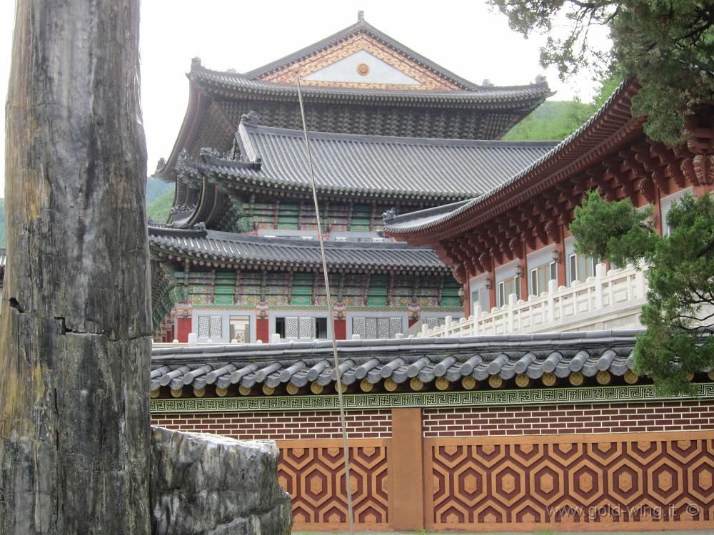 IMG_3679.JPG - Da Taebaek a Donghae - Tempio