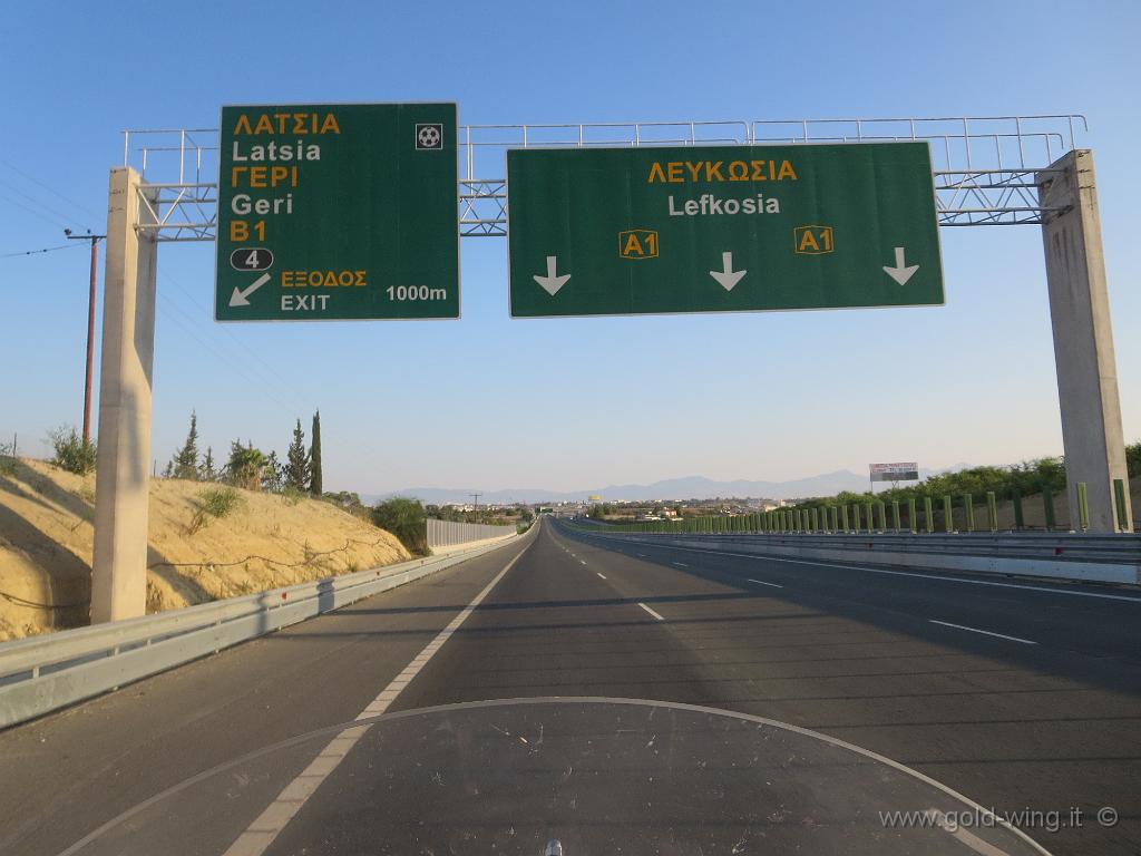IMG_0015.JPG - Verso Nicosia