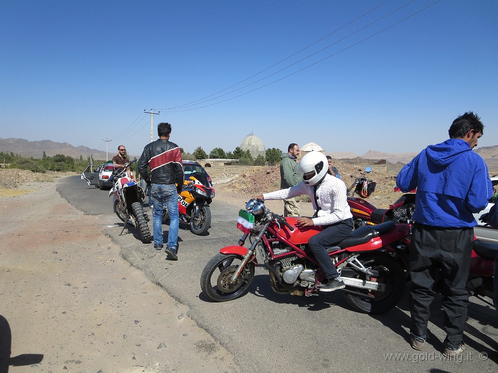 IMG_0778.JPG - Natanz: tra i motociclisti iraniani