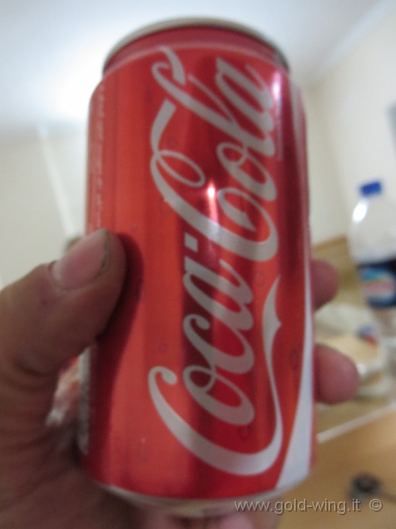 IMG_0982.JPG - La Coca-Cola del "nemico" americano...