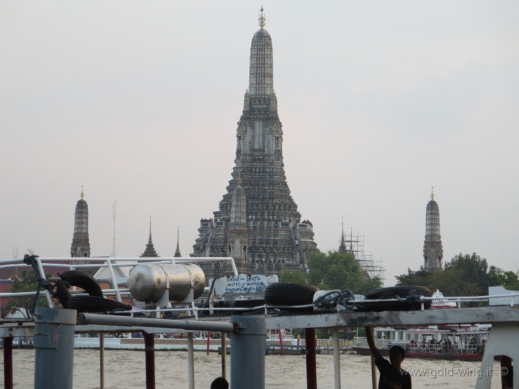 IMG_3565.JPG - Bangkok: templi sulla sponda occidentale del fiume Menam