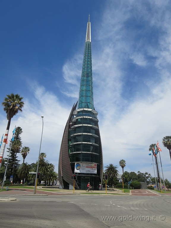 IMG_4342.JPG - Perth: la Bells Tower