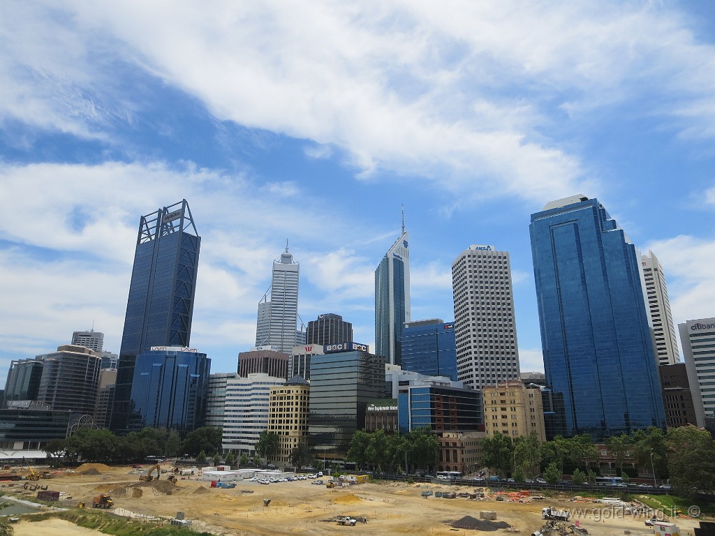IMG_4385.JPG - Il centro di Perth con il cantiere dei nuovi edifici in costruzione