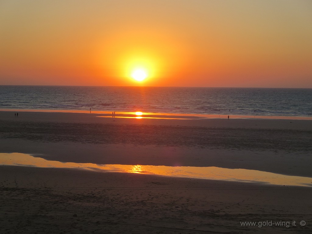 IMG_4964.JPG - Tramonto sulla spiaggia di Broome