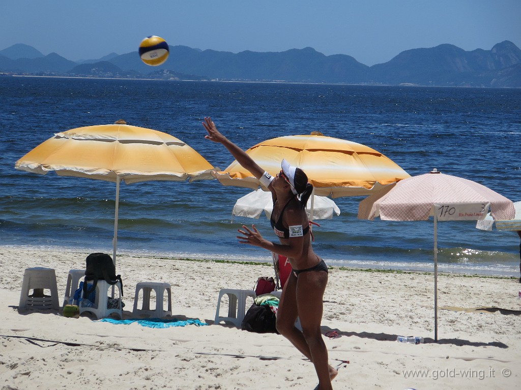 IMG_9596.JPG - Copacabana: giocatrici di pallavolo