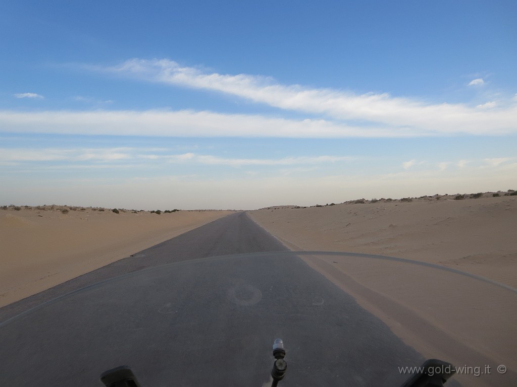 IMG_0788.JPG - Verso nord, nel deserto