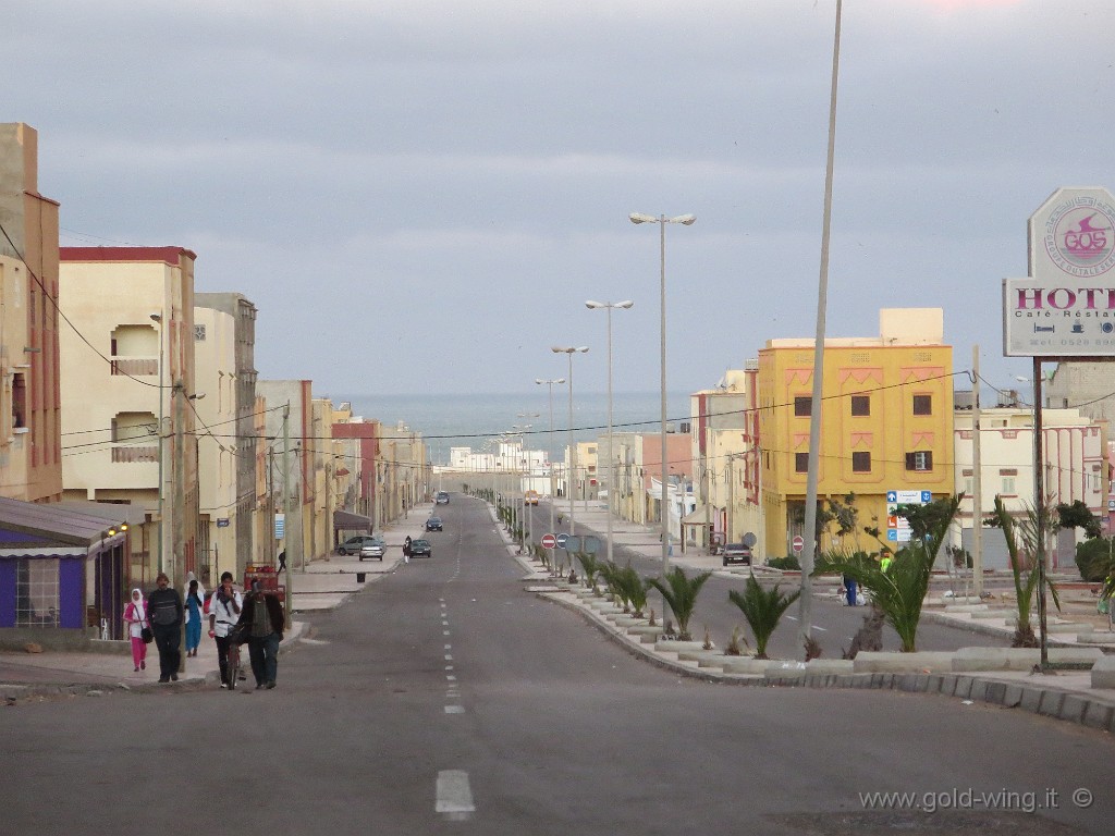 IMG_0987.JPG - Boujdour, tipica città coloniale marocchina nel Sahara Occidentale
