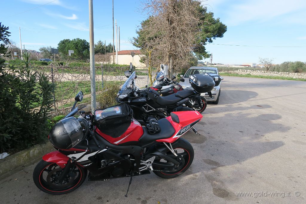 IMG_0002.JPG - Moto pronte