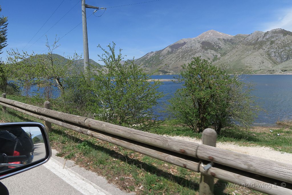 IMG_0079.JPG - Lago del Matese (m 1.011) (CE), il più alto lago carsico d'Italia, superficie 5 kmq
