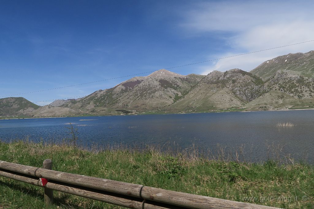 IMG_0081.JPG - Lago del Matese (m 1.011) (CE), il più alto lago carsico d'Italia, superficie 5 kmq