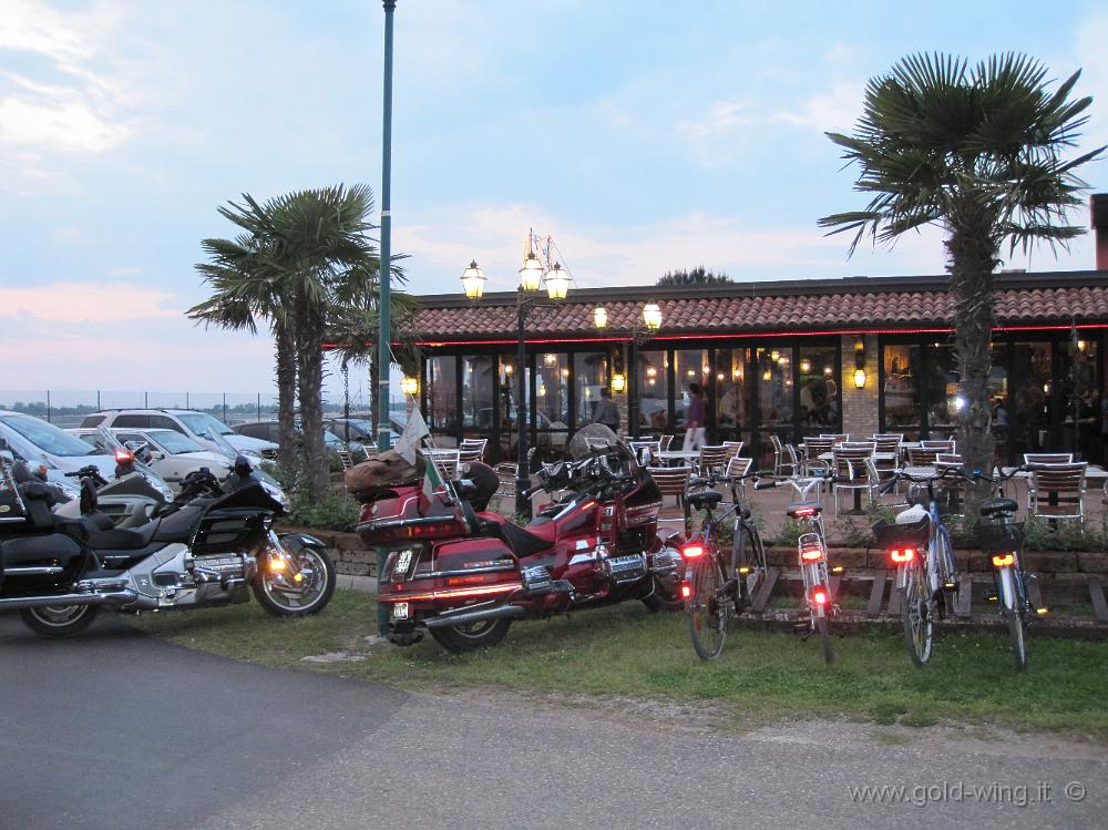 IMG_0142.JPG - Punta Sabbioni: ristorante Sotoriva