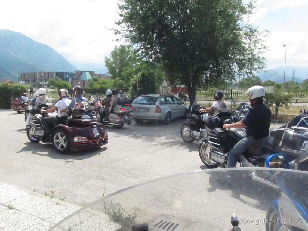 IMG_0278.JPG - Sulmona, partenza dal concessionario Honda Valdo Moto