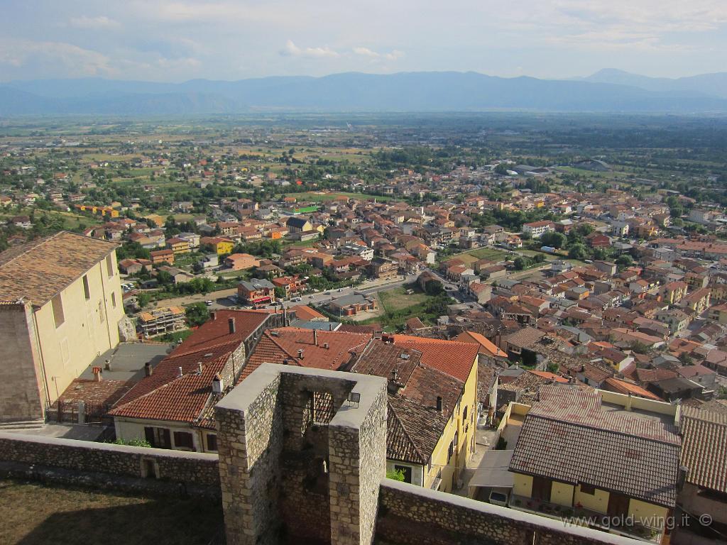 IMG_0401.JPG - Panorama dal castello di Celano