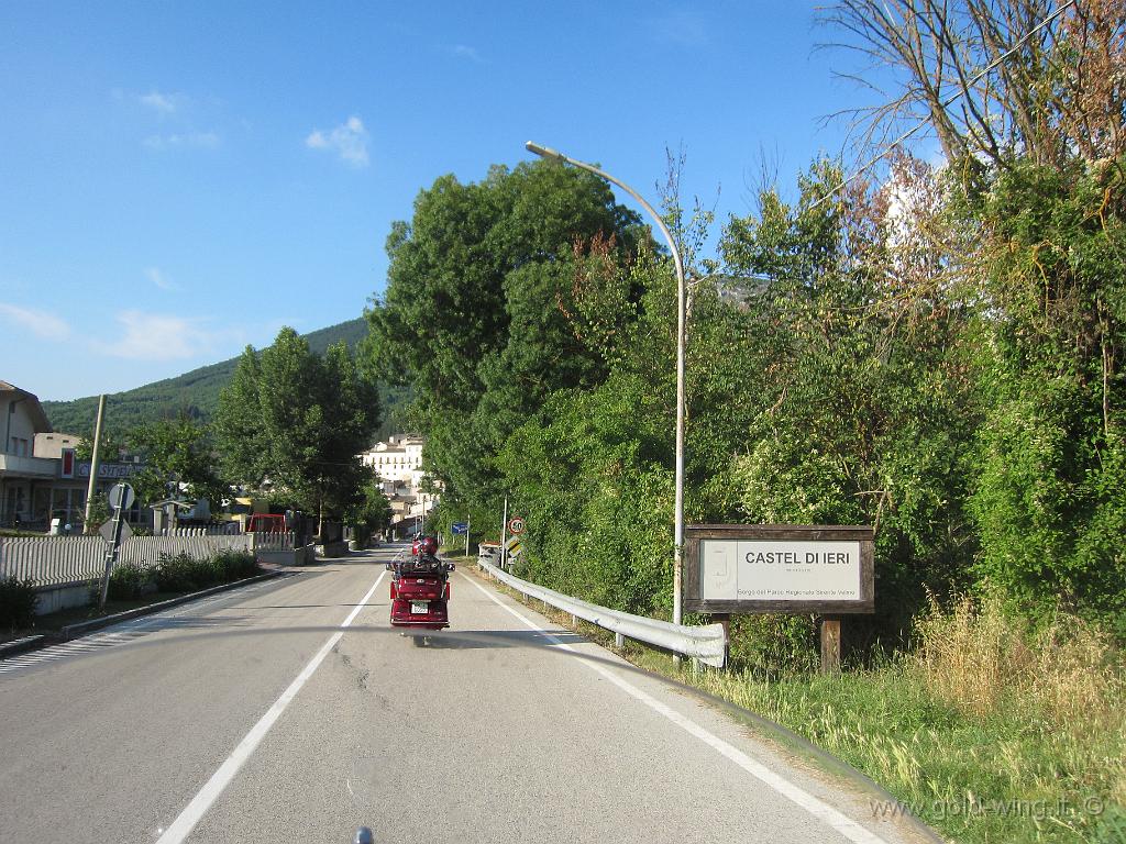 IMG_0456.JPG - Castel di Ieri