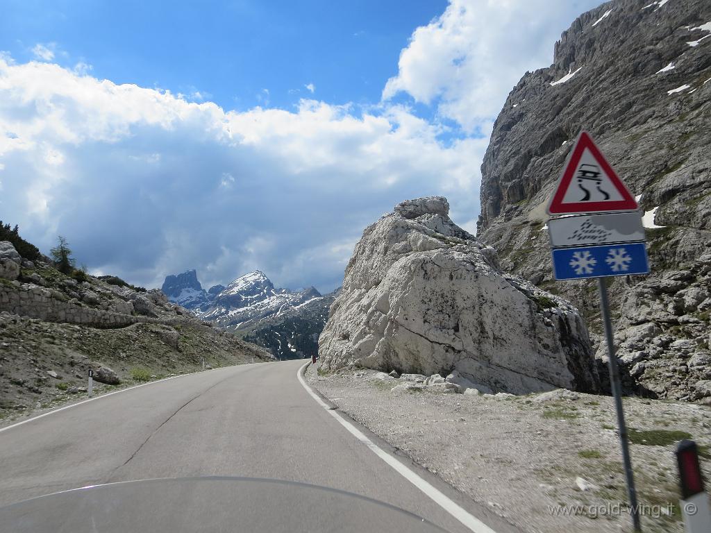IMG_0143.JPG - Passo Falzarego (m 2.105) (BL)