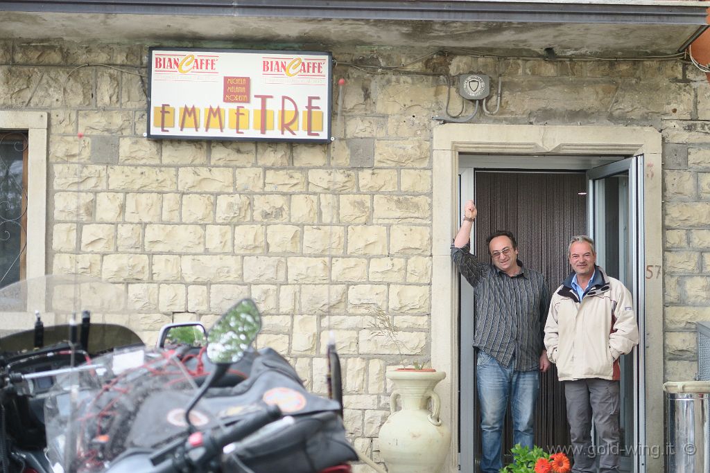 IMG_0007.JPG - Sosta pranzo a Bisaccia (AV)