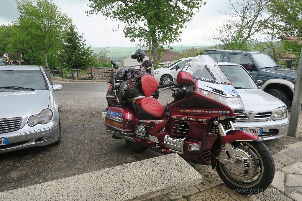 IMG_0008.JPG - Sosta pranzo a Bisaccia (AV)