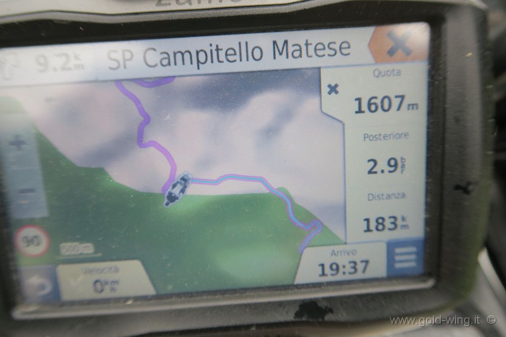 IMG_0046.JPG - Valico a sud di Campitello Matese (CE-CB), m 1.640 (la quota massima si raggiunge tra pochi metri))