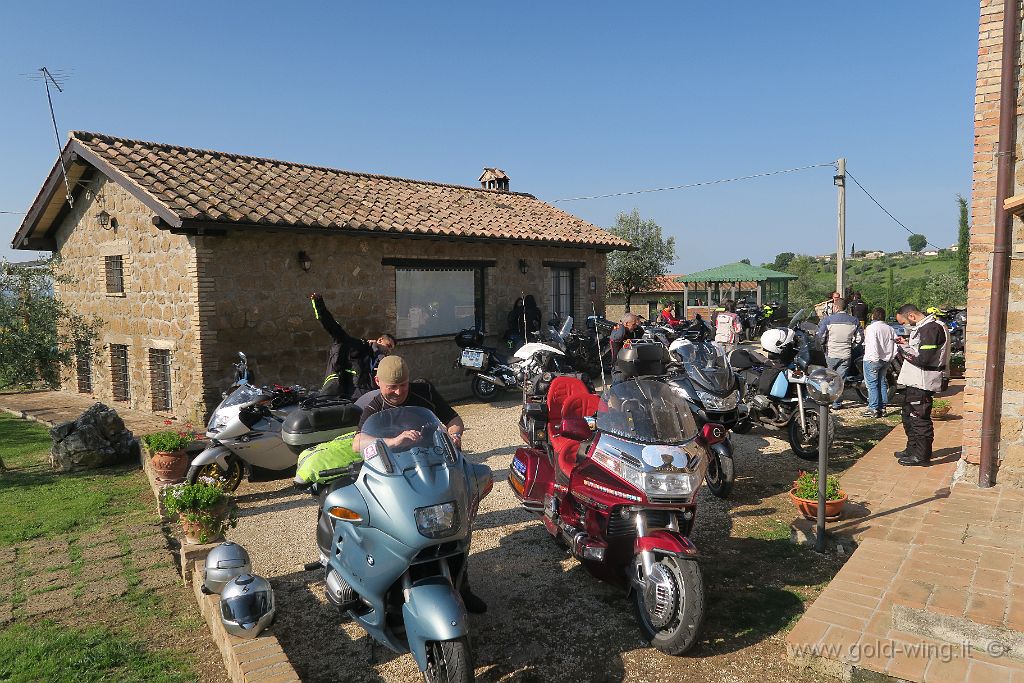IMG_0291.JPG - Borgo Noci Querceto: pronti per la partenza