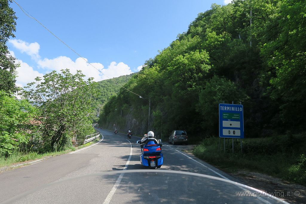 IMG_0378.JPG - Presso Rieti: inizio della salita al Terminillo. Quota m 600