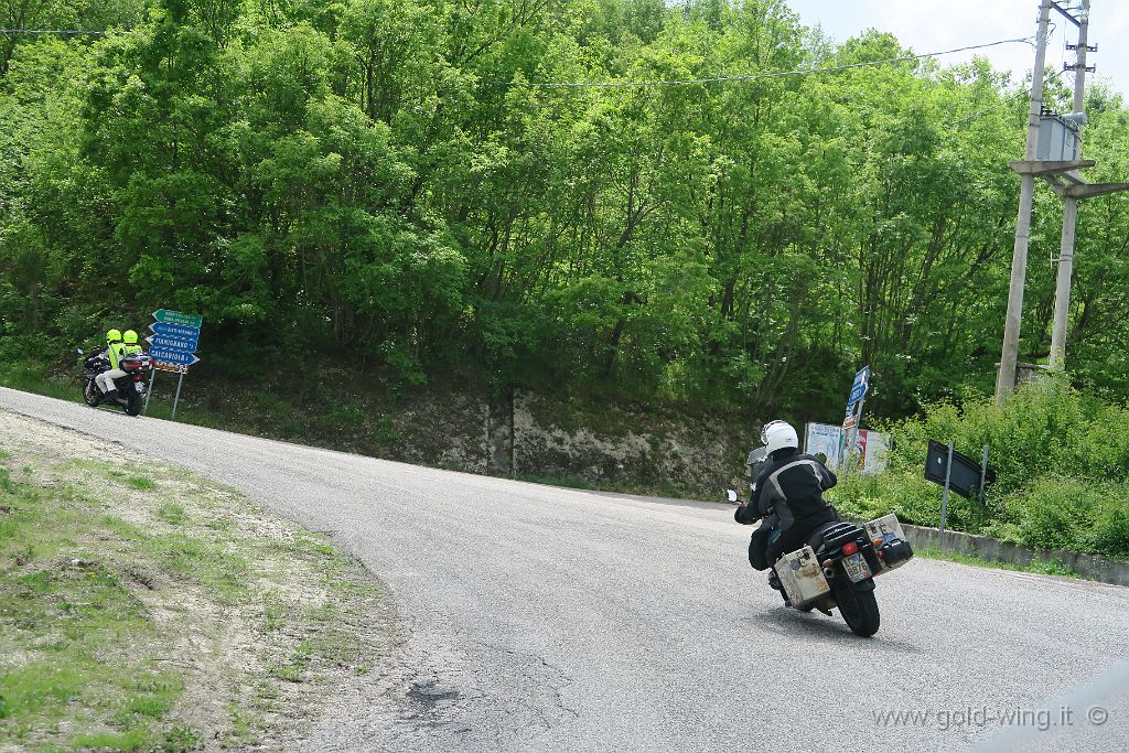 IMG_0556.JPG - Tra Terme di Cotilia e il Lago del Salto