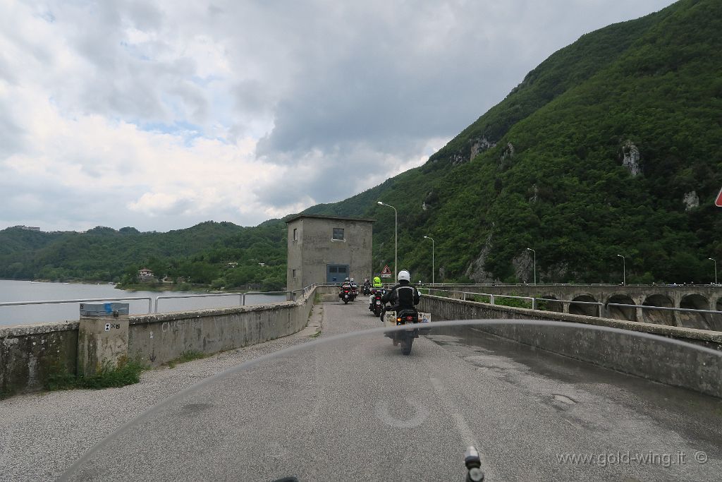 IMG_0594.JPG - Lago del Salto: la diga