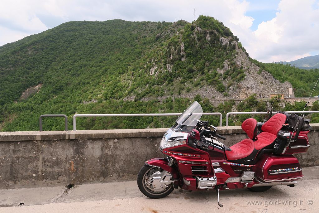 IMG_0619.JPG - Lago del Salto: la diga