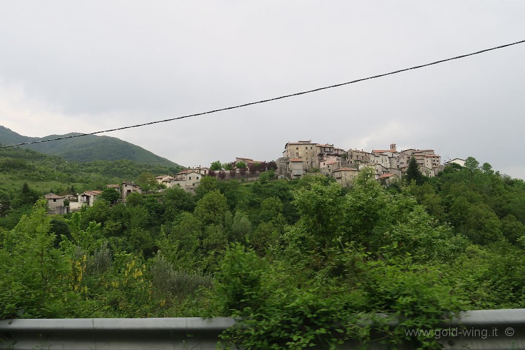 IMG_0674.JPG - Tra il Lago del Salto e il Lago del Turano