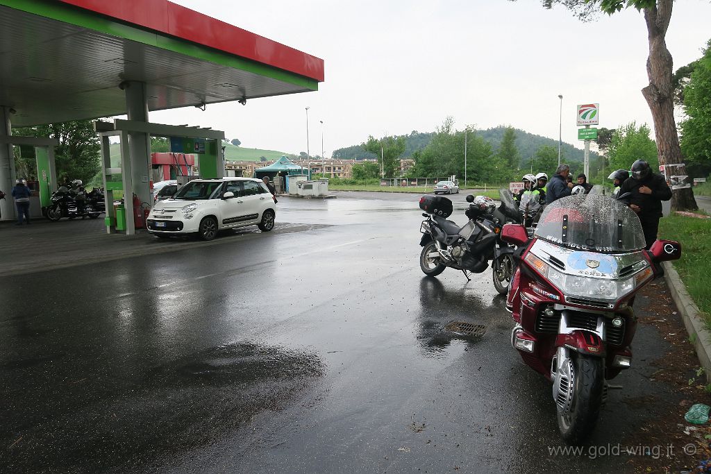 IMG_0727.JPG - Sosta rifornimento