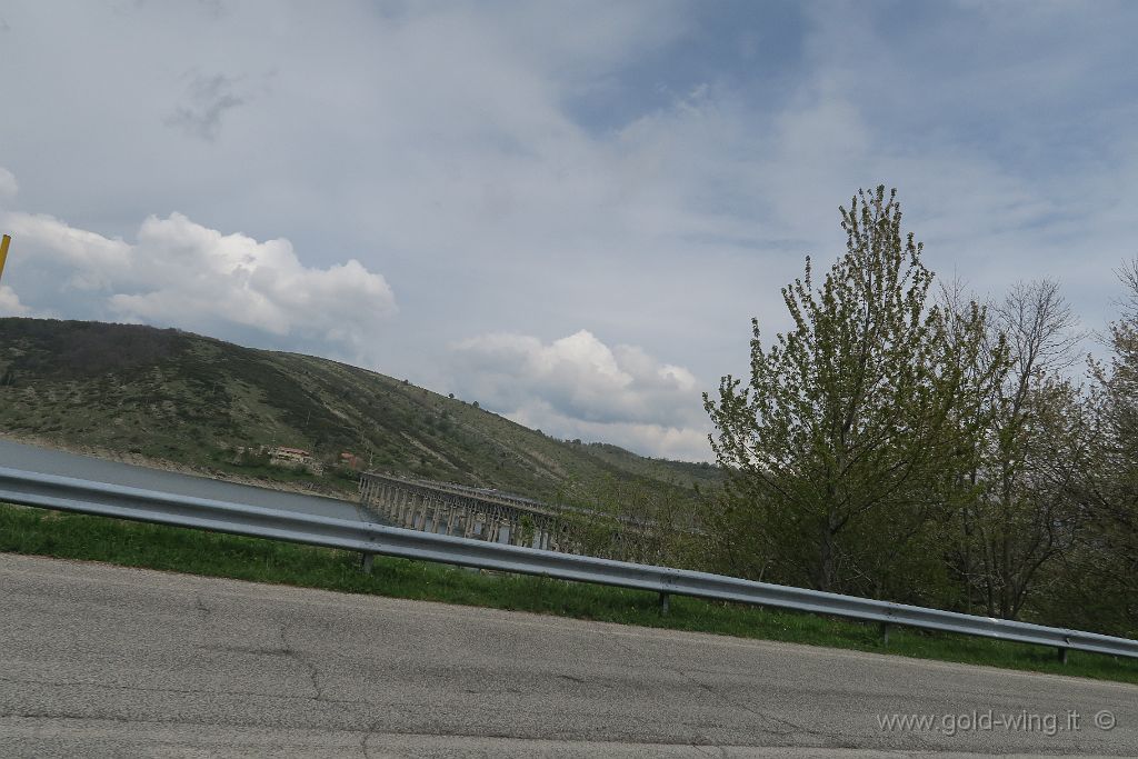 IMG_0859.JPG - Lago di Campotosto ( m 1.313) (AQ)