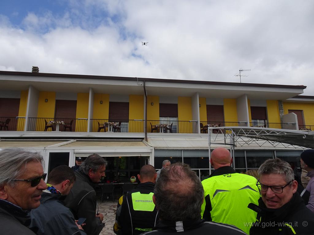 DSC00115.JPG - Trermosine: drone in volo sulla Terrazza del Brivido