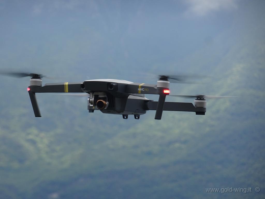 DSC00123.JPG - Trermosine: drone in volo sulla Terrazza del Brivido