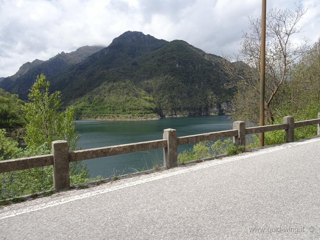 DSC00199.JPG - Lago di Valvestino (m 503)