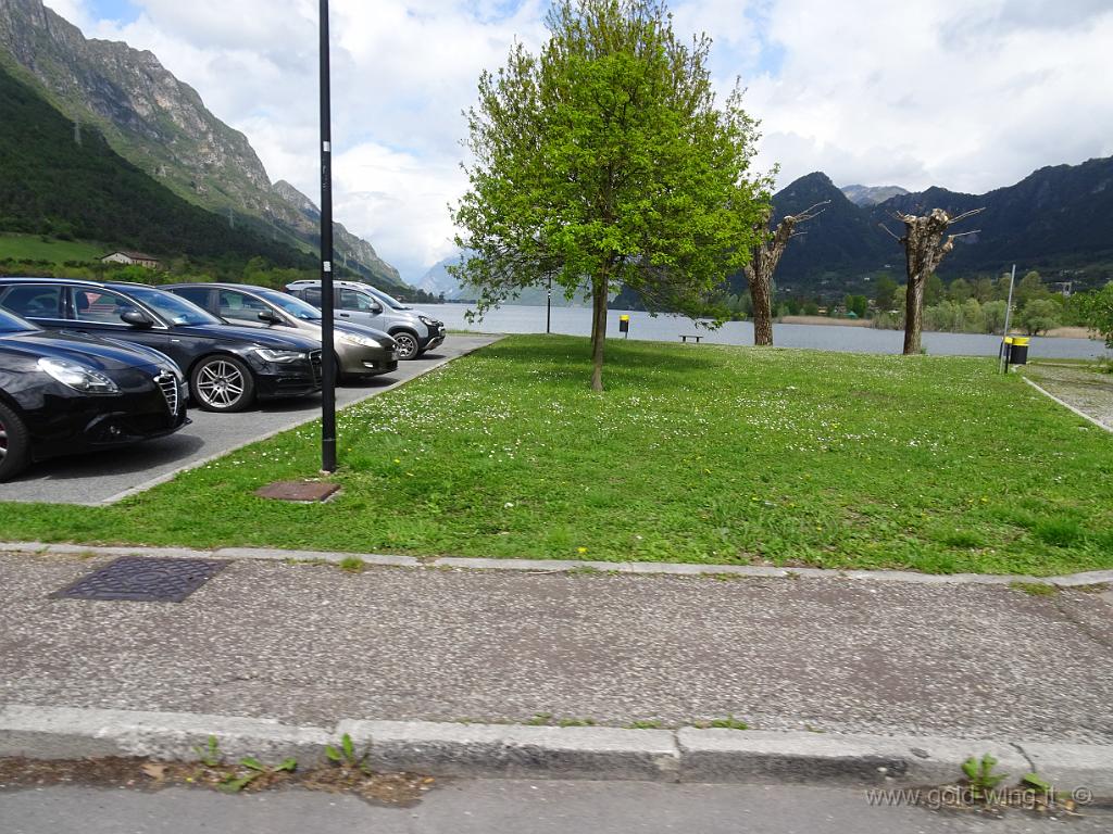 DSC00234.JPG - Lemprato (BS), estremo sud del Lago d'Idro (m 368)